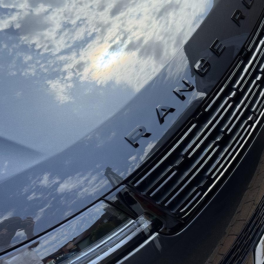 Range Rover bonnet and grille